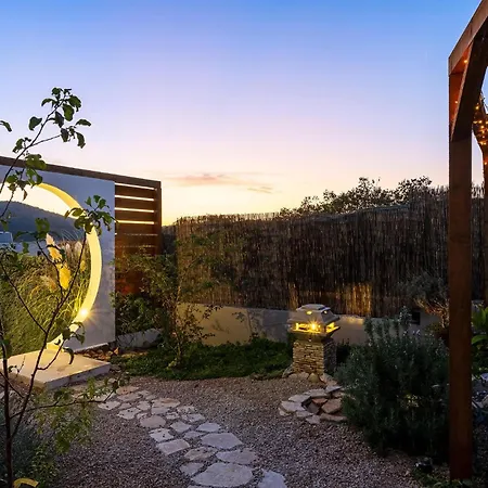 Beautiful In With Wifi Holiday home Bilice