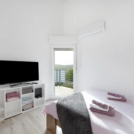 Ferienhaus Beautiful In With Wifi *