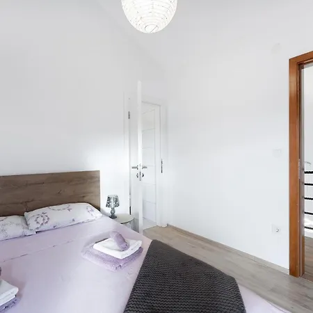 Beautiful In With Wifi *