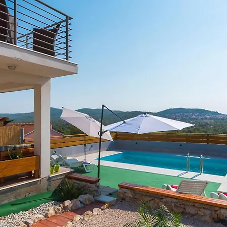 Holiday home Beautiful In With Wifi