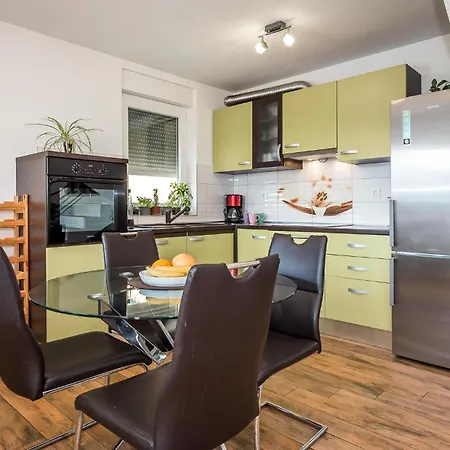 Holiday home Beautiful In With Wifi