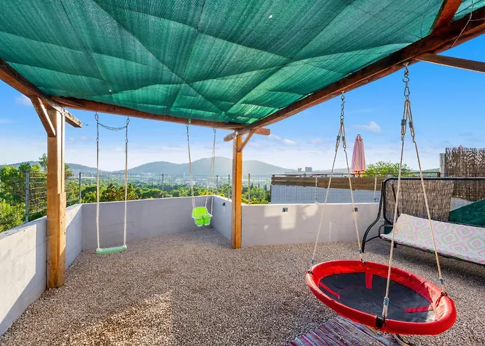 Beautiful In With Wifi Holiday home *