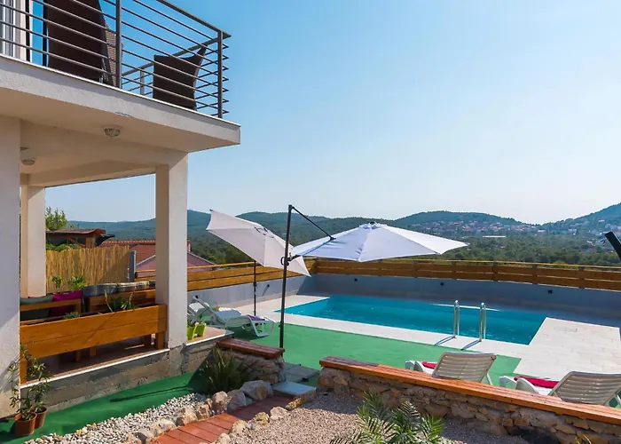 Holiday home Beautiful In With Wifi